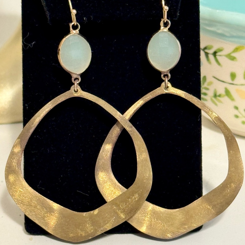 Green Quarts Stones with Gold Circles Drop Dangle Earrings